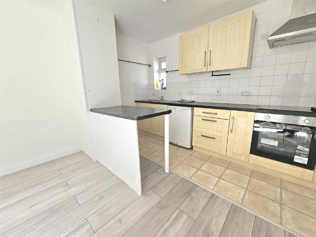 House for rent in Gidea Park, Greater London