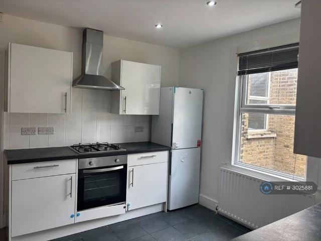 House for rent in London Borough of Croydon, Selhurst