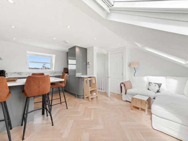 House for rent in Fulham, Walham Green