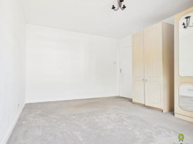 House for rent in Albany Park, Greater London