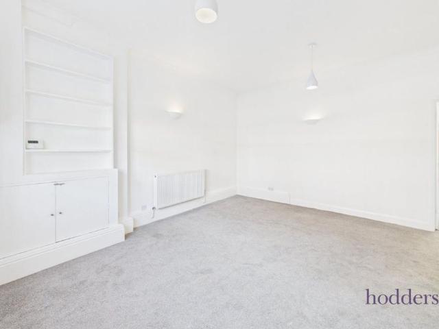 House for rent in Addlestone, Runnymede