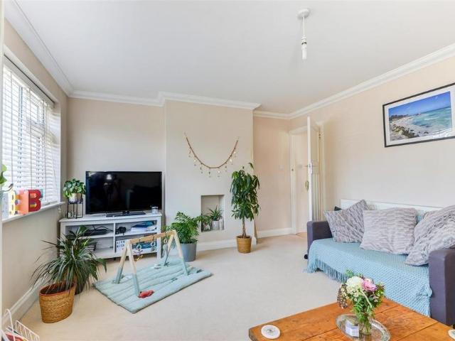 House for rent in Southdowns Park, Perryfields