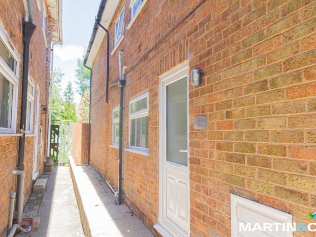 Flat for rent in Turves Green, West Midlands