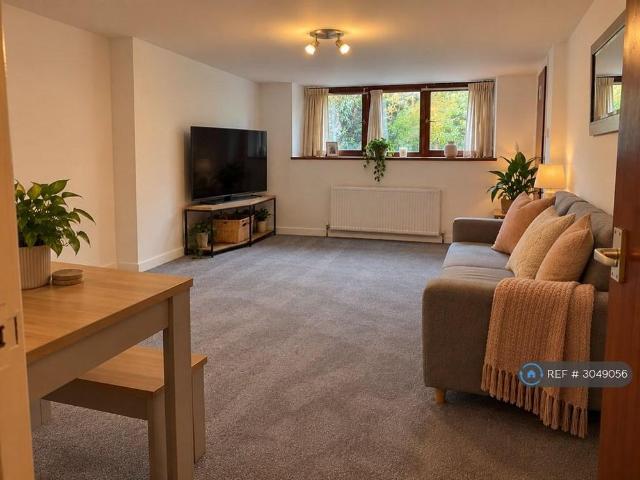 House for rent in City Centre, Ballindoch