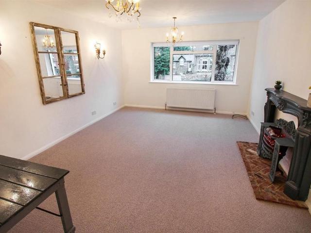 House for rent in Blackhills, Surrey