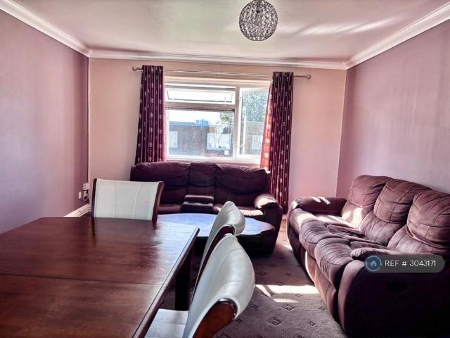 House for rent in Marsh Farm, Luton