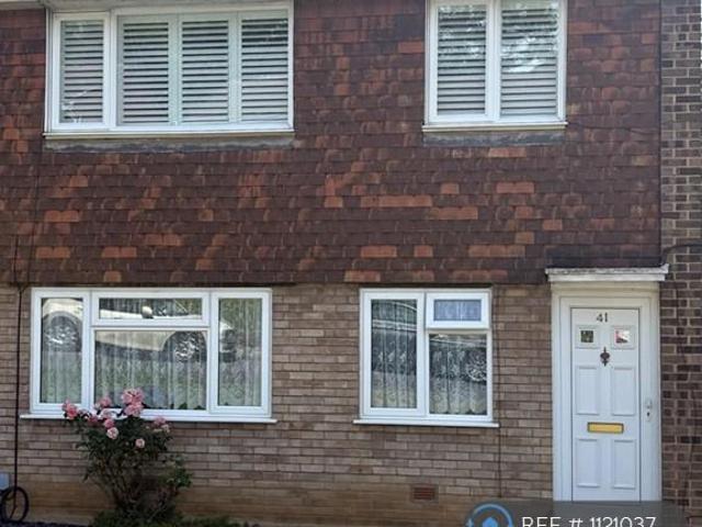 Flat for rent in Barnehurst, Greater London