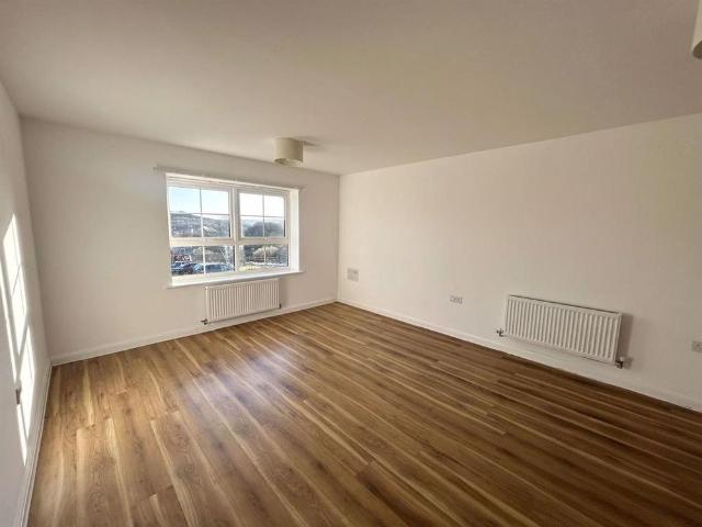 House for rent in Ty Sign, Risca