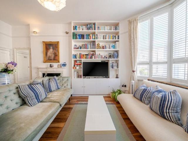 House for rent in Clapham Junction, Greater London