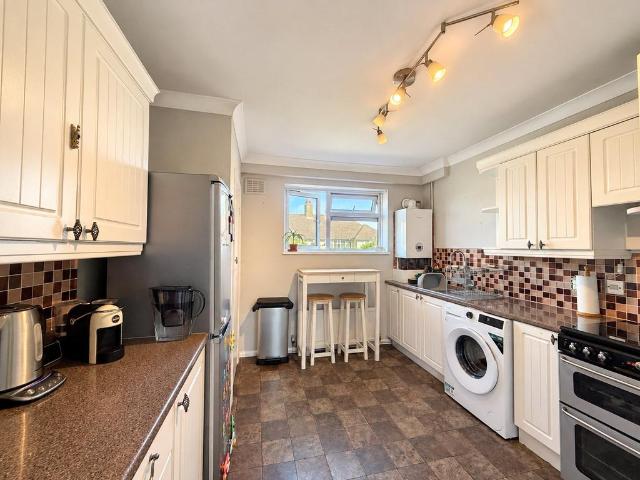 Flat for rent in London Borough of Bexley, Greater London