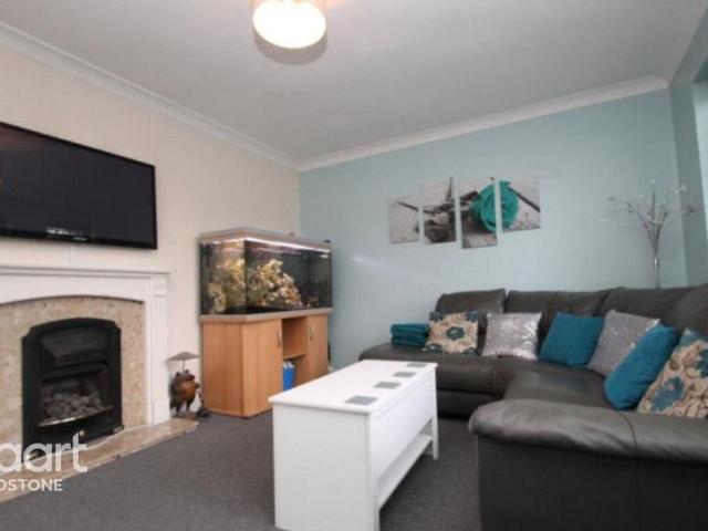 House for rent in Midway, Kent