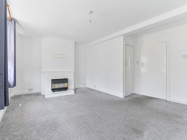 House for rent in London Borough of Croydon, Greater London