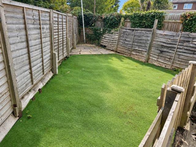 House for rent in Poverest, Greater London