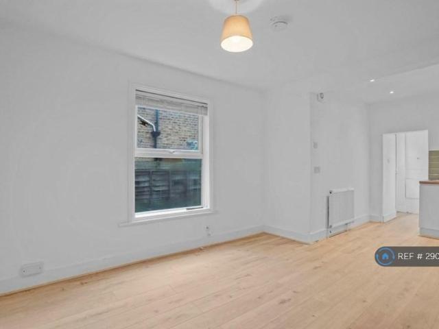 House for rent in London Borough of Lambeth, Greater London