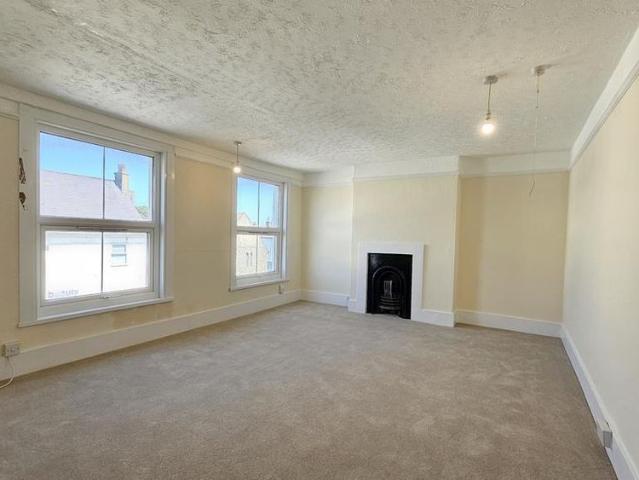 House for rent in Fishersgate, West Sussex