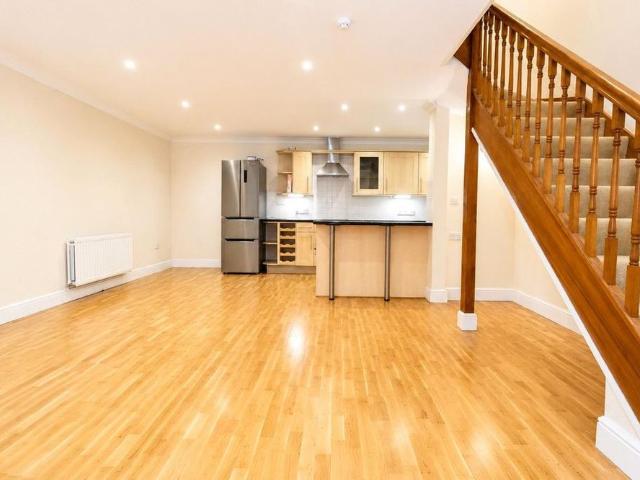 House for rent in Horsell, Woking