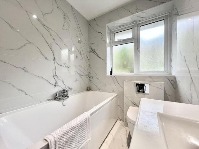 House for rent in London Borough of Croydon, Kenley