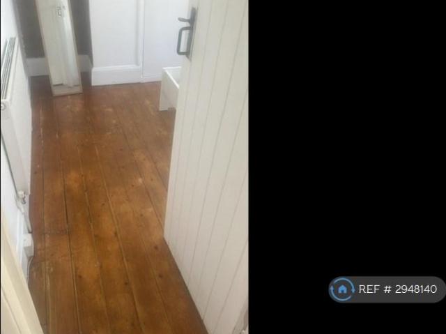 Flat for rent in Kentish Town, Greater London