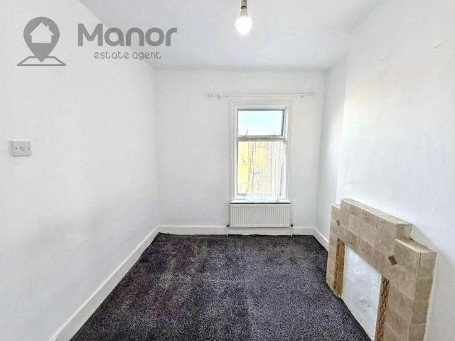 House for rent in London Borough of Newham, Greater London