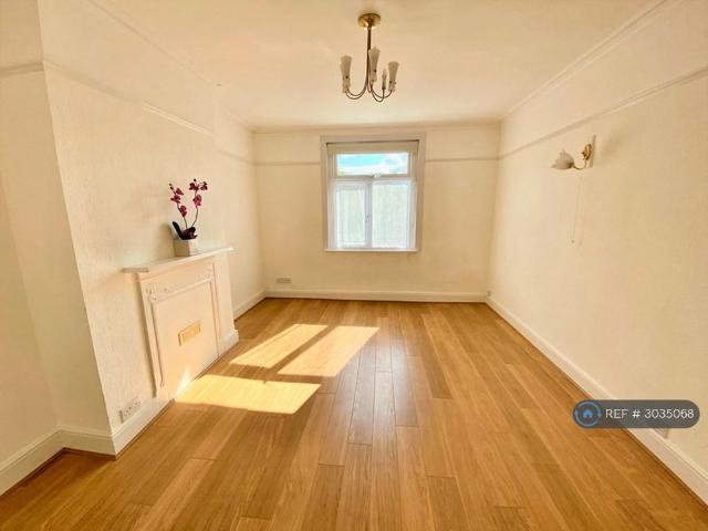 House for rent in London Borough of Harrow, Greater London