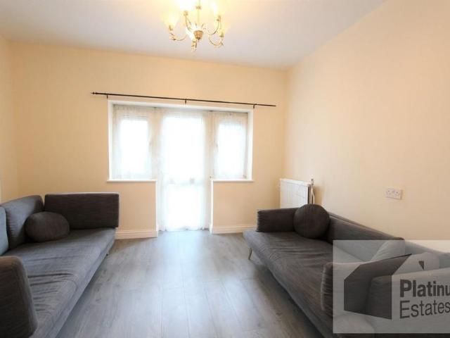 House for rent in Highbury, Greater London