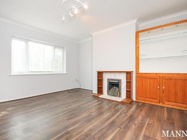 House for rent in Middle Park, Greater London