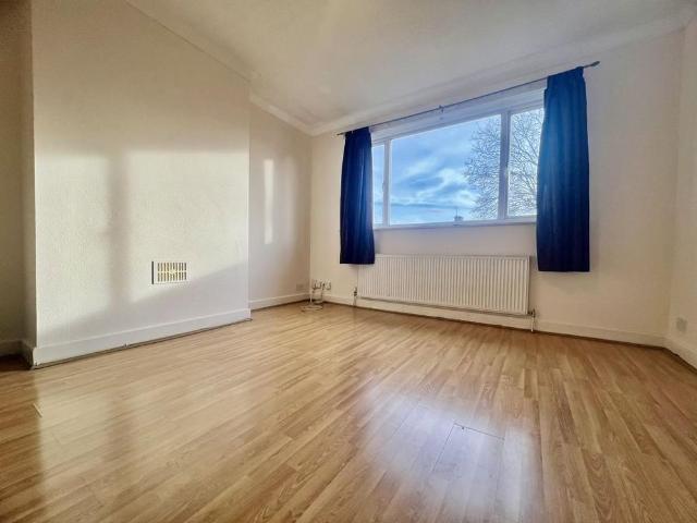House for rent in Lane, Greater London