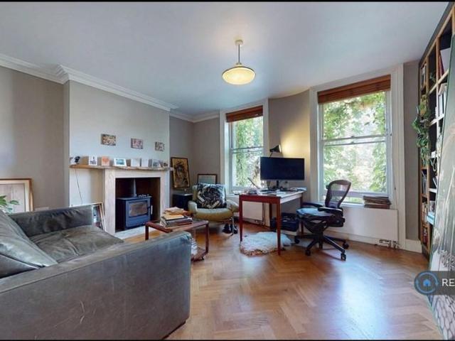 House for rent in London Borough of Southwark, Greater London