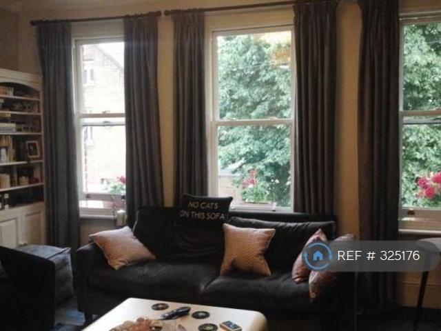 House for rent in London Borough of Ealing, Greater London