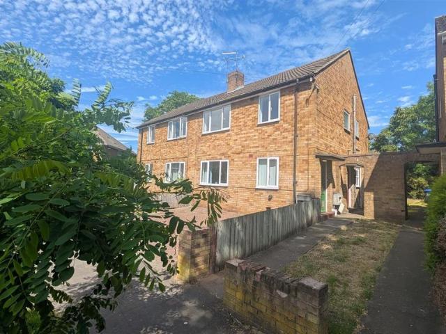Flat for rent in Milverton, Green Close
