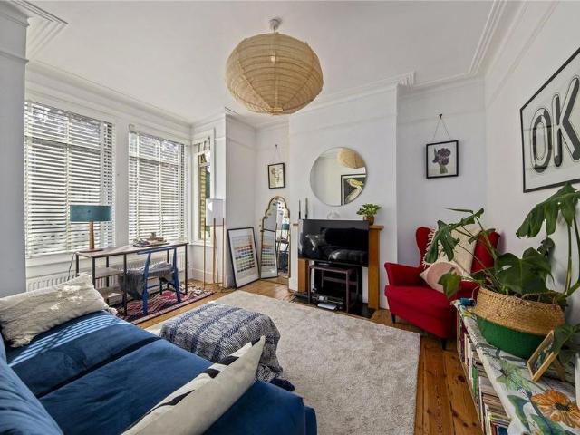 House for rent in St Margarets, Greater London