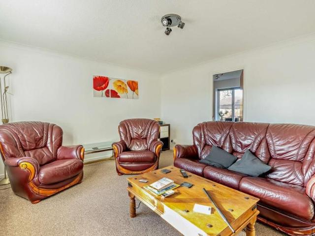 House for rent in Northwood, Greater London