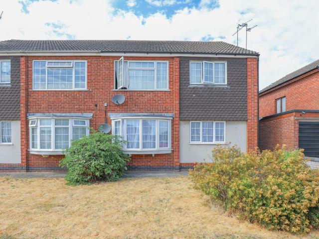 Flat for rent in New Duston, Duston