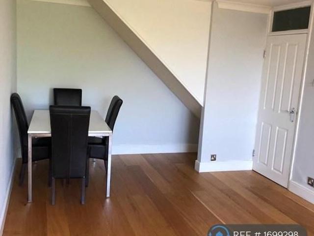 House for rent in Woodford Green, Greater London