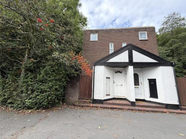 Flat for rent in Aqueduct, Dawley