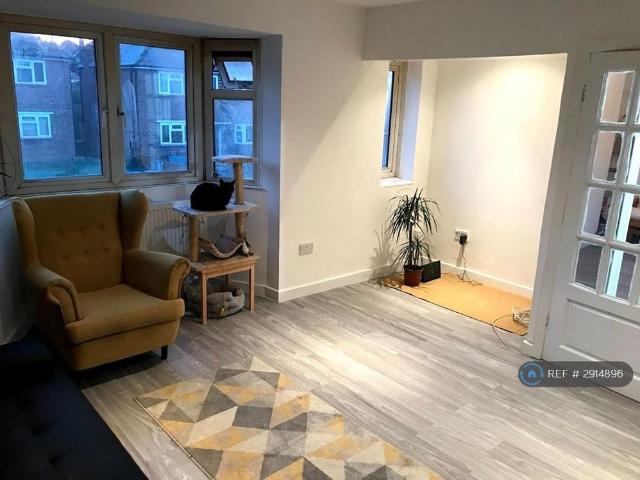 House for rent in New Barnet, Greater London