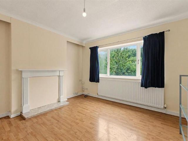 House for rent in Park Hill, Green Close