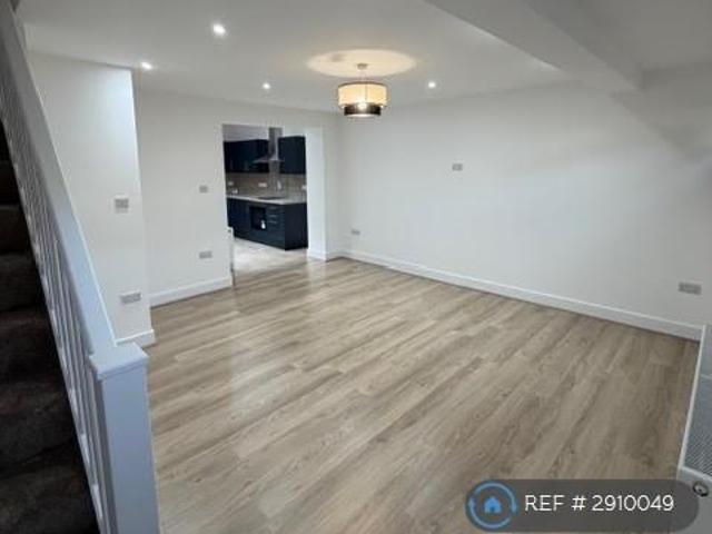 Flat for rent in Leyton, Greater London
