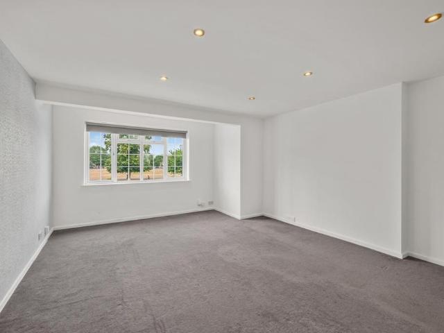 House for rent in Blackhills, Surrey