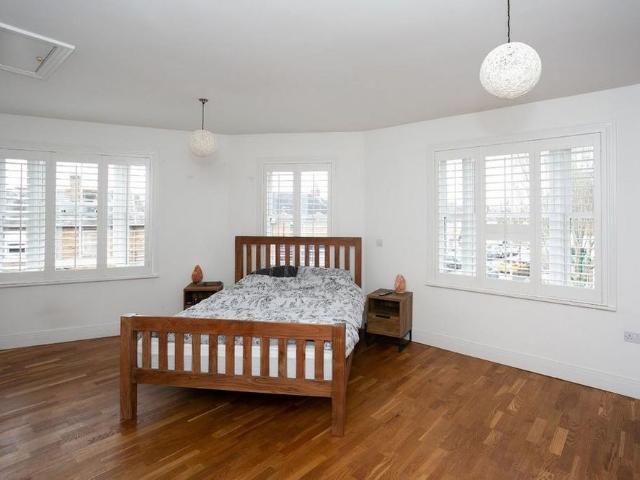 House for rent in Watford Heath, North Watford