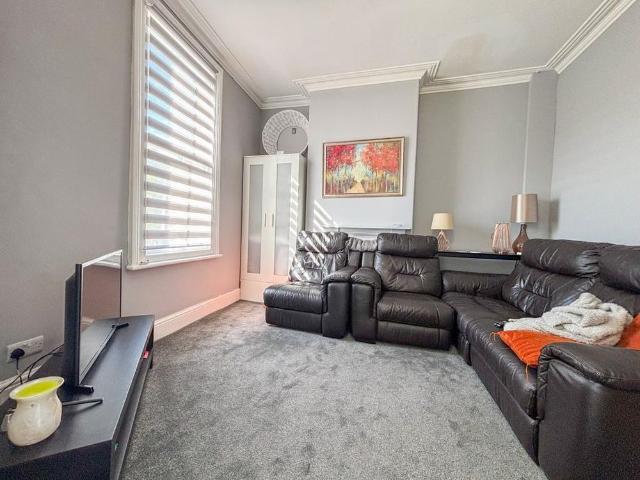 House for rent in Hotwells, Feckenham