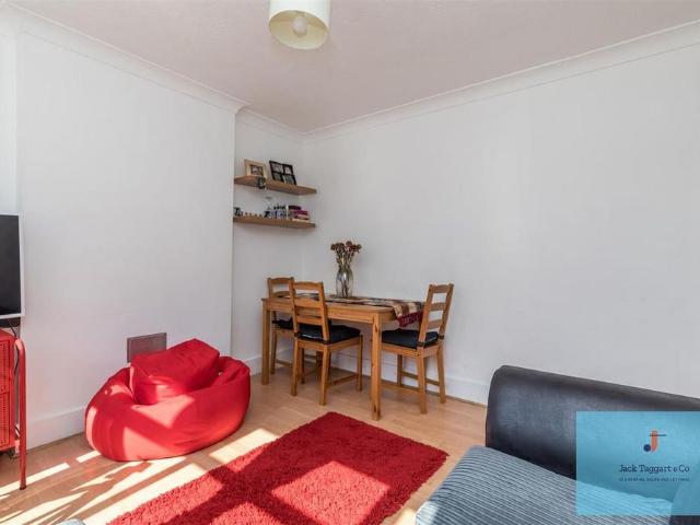 House for rent in Queen's Park, Brighton & Hove