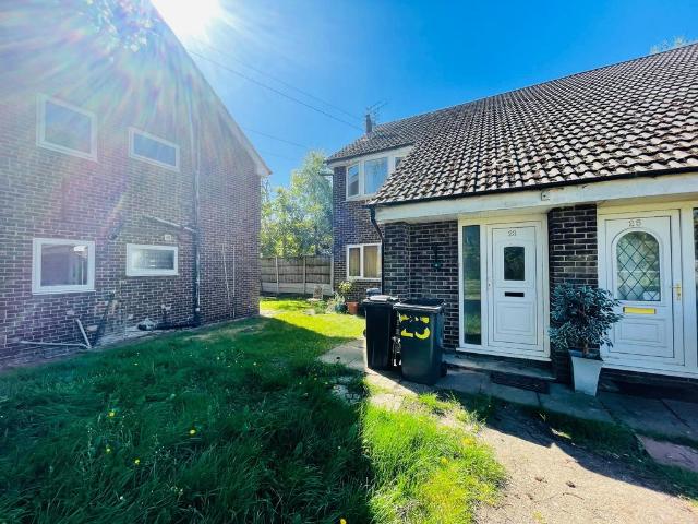 Flat for rent in Armthorpe, Isle Of Man