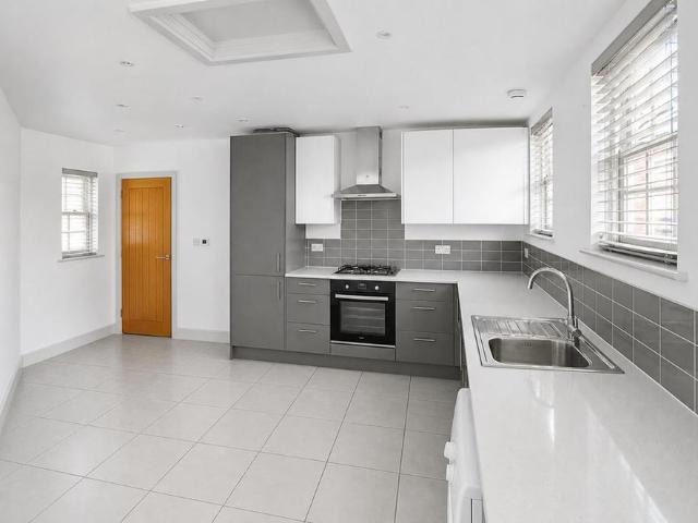 House for rent in Green Park, Milton Keynes
