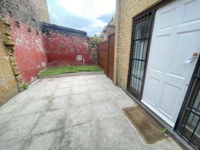 Flat for rent in Finsbury Park, Greater London