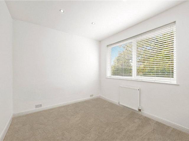 House for rent in Cottenham Park, Greater London