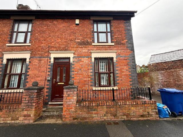 Flat for rent in Stourbridge, West Midlands