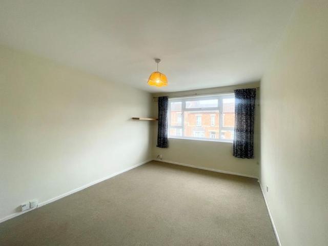 House for rent in Sydenham, Green Close