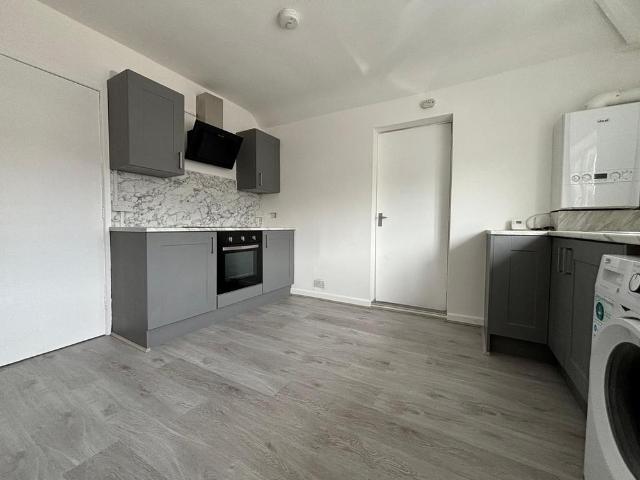 House for rent in Woodsetton, Coseley