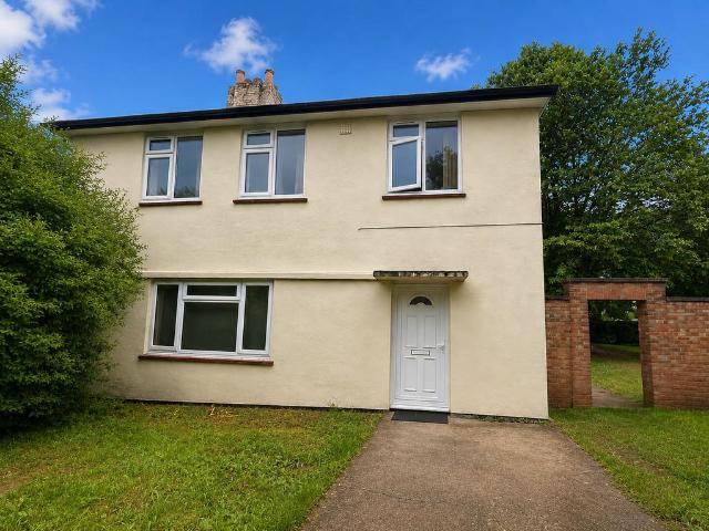 Flat for rent in King's Walden, Hertfordshire